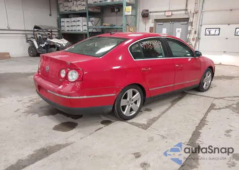 2008 Volkswagen Passat Komfort из США, поврежденный, VIN WVWAK73C38P049242